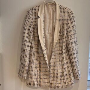 entro Cream and Navy Plaid Tweed Blazer